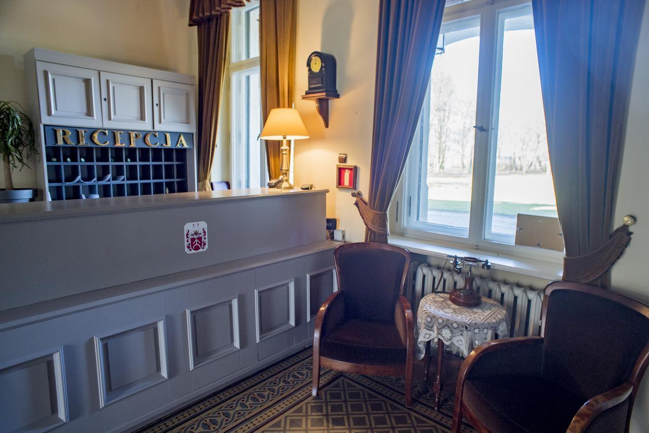 Palac Kobylniki Otel Obrzycko Dış mekan fotoğraf