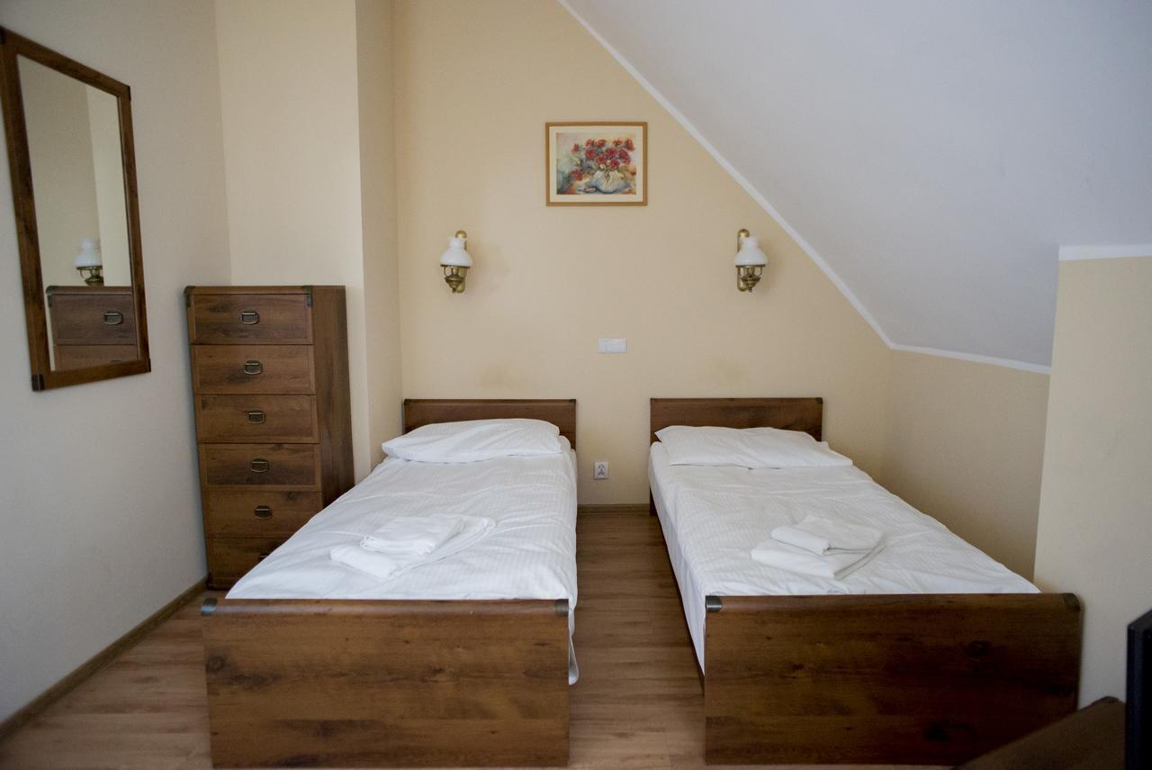 Palac Kobylniki Otel Obrzycko Dış mekan fotoğraf