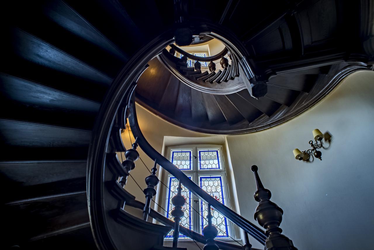 Palac Kobylniki Otel Obrzycko Dış mekan fotoğraf